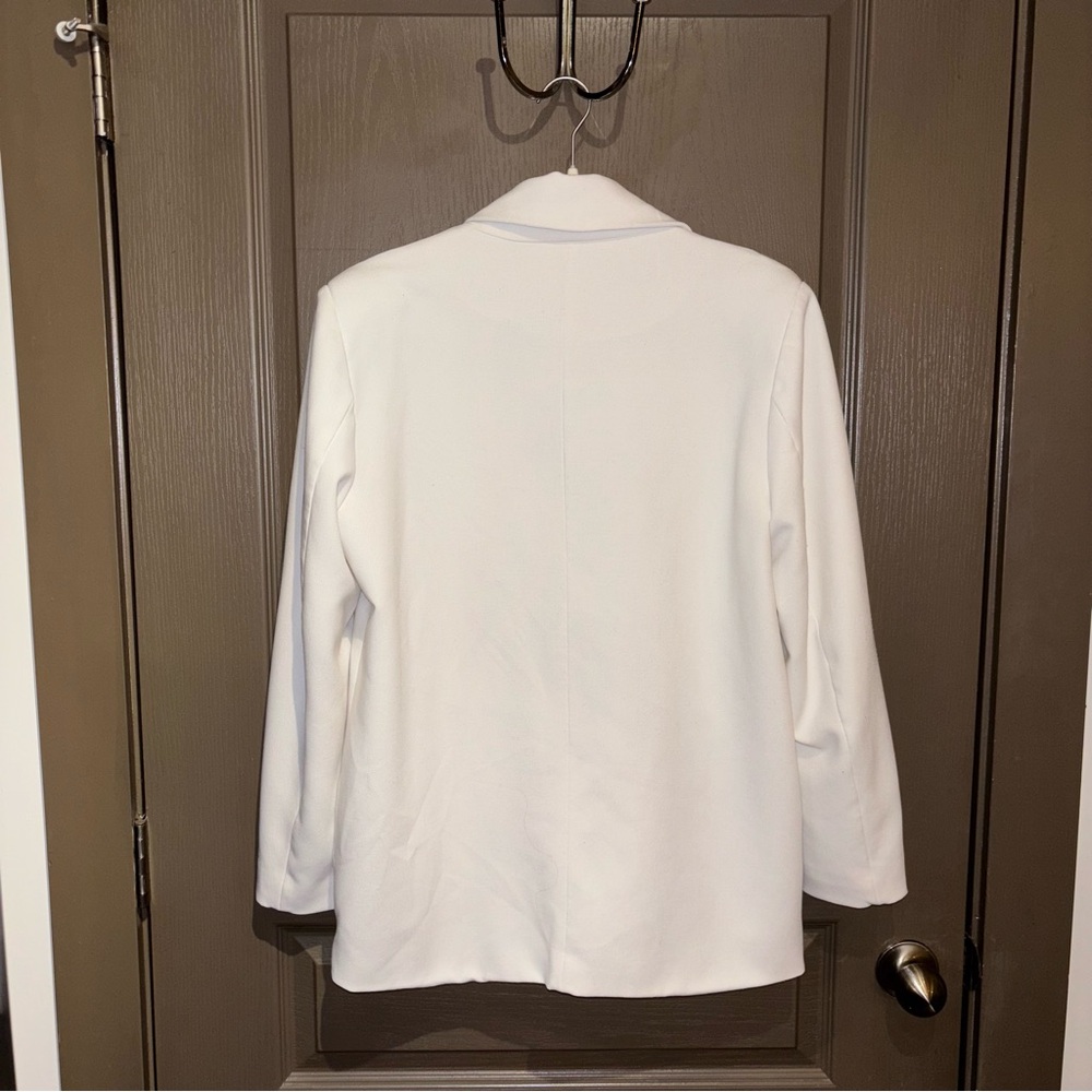 4TH & RECKLESS Sade White Blazer - Picture 7 of 9